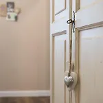 玉兰圣彼得套房酒店