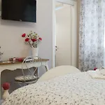 玉兰圣彼得套房酒店