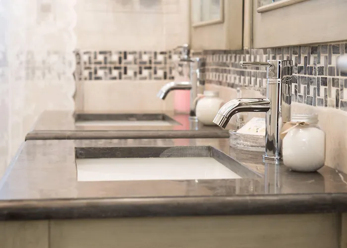 Magnolia St.peter's Pensión